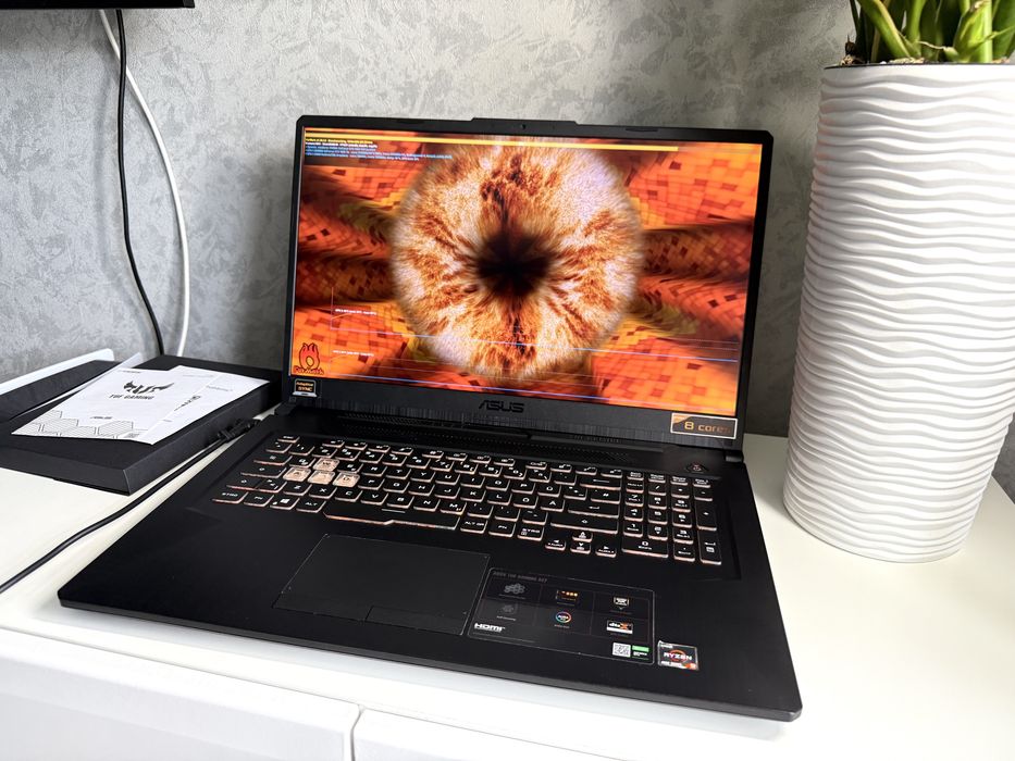 ASUS TUF 17.3 A17 / Ryzen 9 16-core/512GB/16GB/144Hz/Ноутбук
