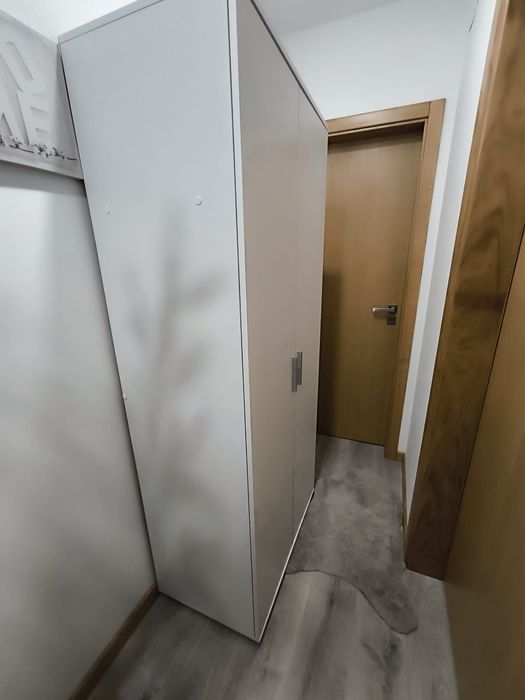 Roupeiro Branco 2 portas