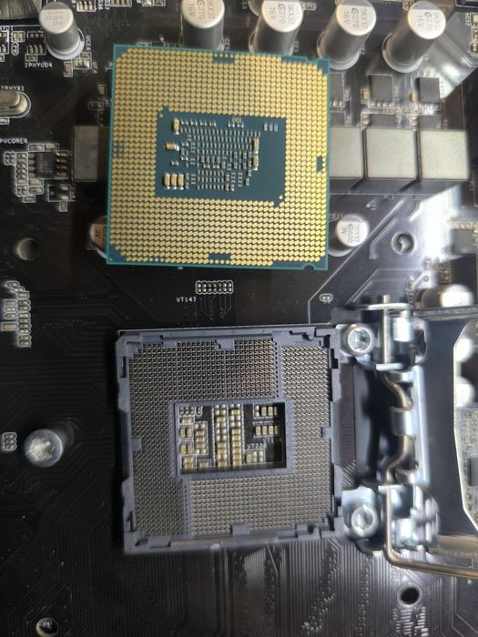 Материнська плата AsRock H110 Pro BTC+