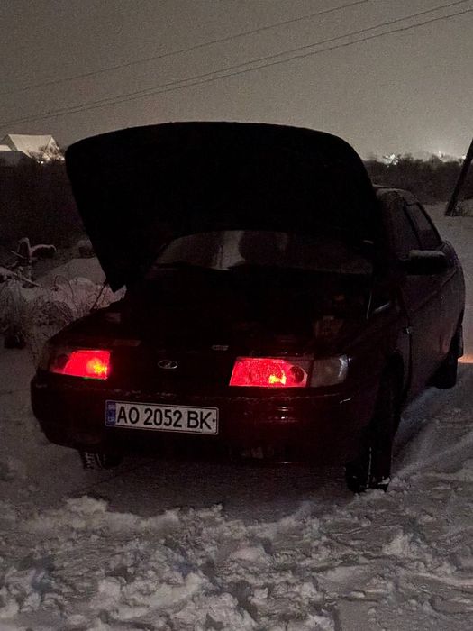 Продам автомобіль ваз 21104