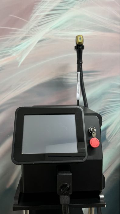 Апарат для лазерноі епіляції