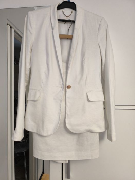 Garsonka ecru Reserved rozm. 38