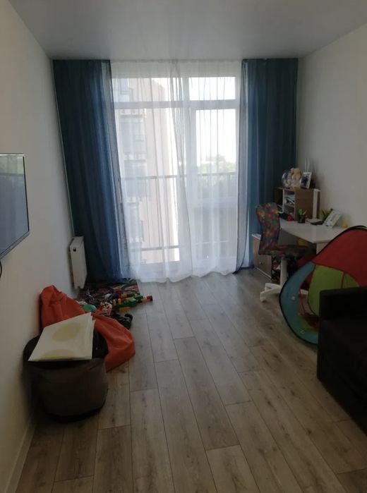 Продаж 2-кім. квартири 63.6 м2, в заселеній новобудові вул Стрийська