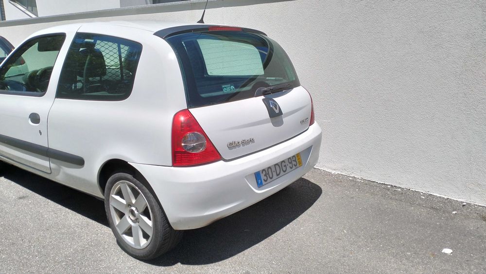 Renault Clio 1.5 dCi Comercial (2 Lugares) – 2007