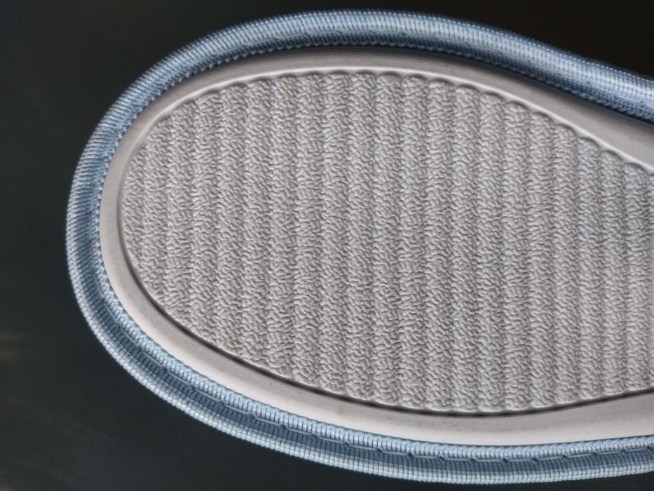 Chinelos de quarto NOVOS (tamanho 37)