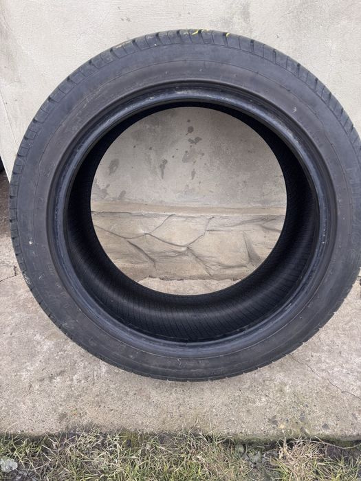 Резина літо R18 245/45