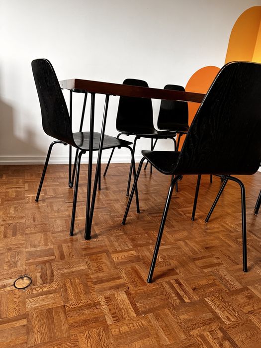 Vendo mesas e cadeiras refeição