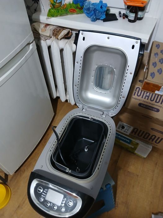 Хлібопічка Tefal