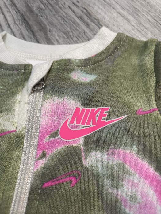 Nike śpioszki pajac 50-56 cm