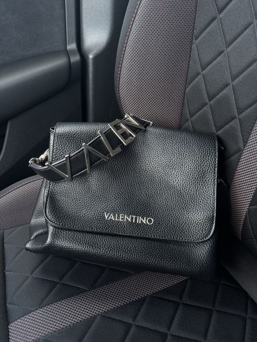 Сумочка Valentino