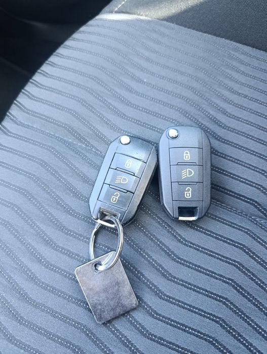 Peugeot 308 SW -  1.6HDI 120cv