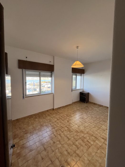 Apartamentos    T1