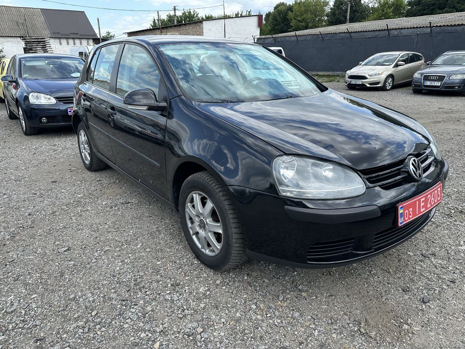 Volkswagen Golf V