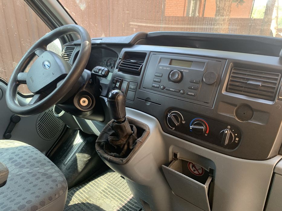 Микроавтобус  Ford Transit
