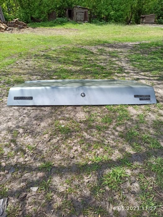 Продам кришку багажника Ваз 21099