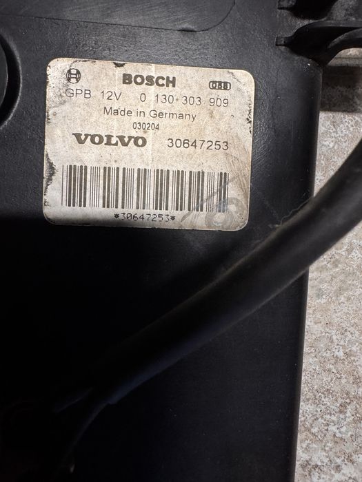 Volvo 2.4t pecas varias Motor