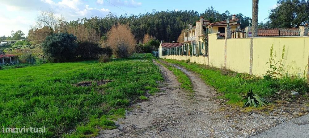 Terreno Rústico com viabilidade de construção