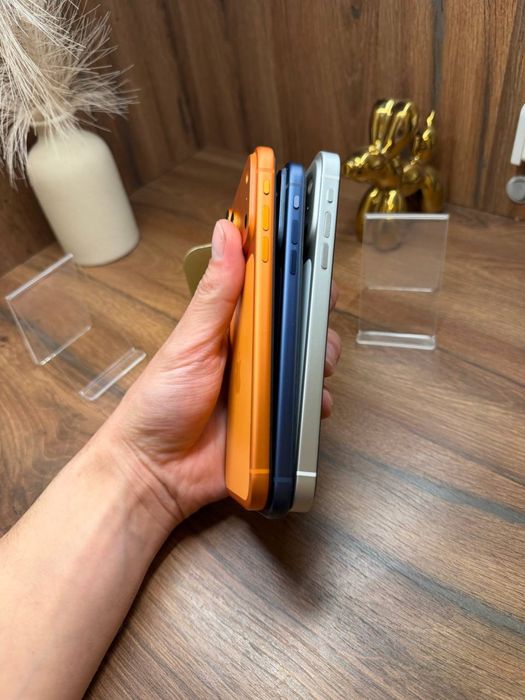 Apple iphone Xr 256 gb в корпусі 17 pro акб-100%