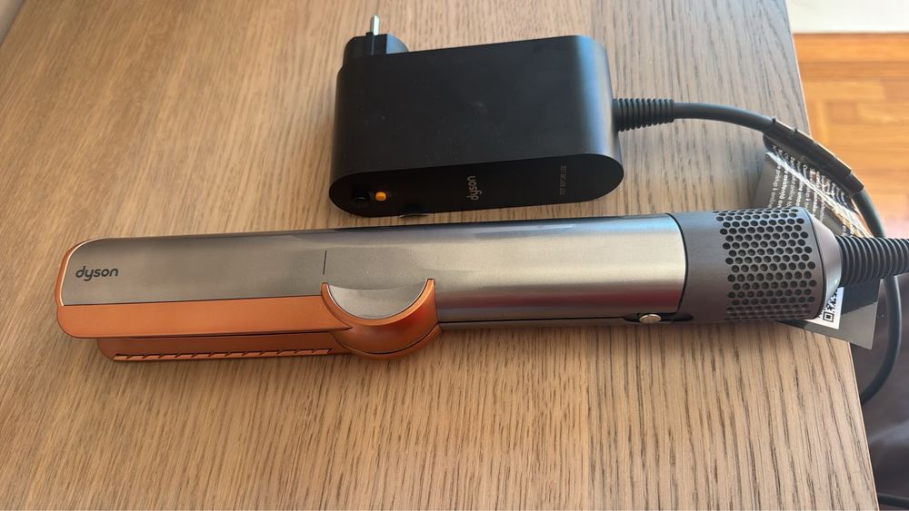 Alisador Dyson Airstrait Nickel/Copper – Quase Novo + Fatura