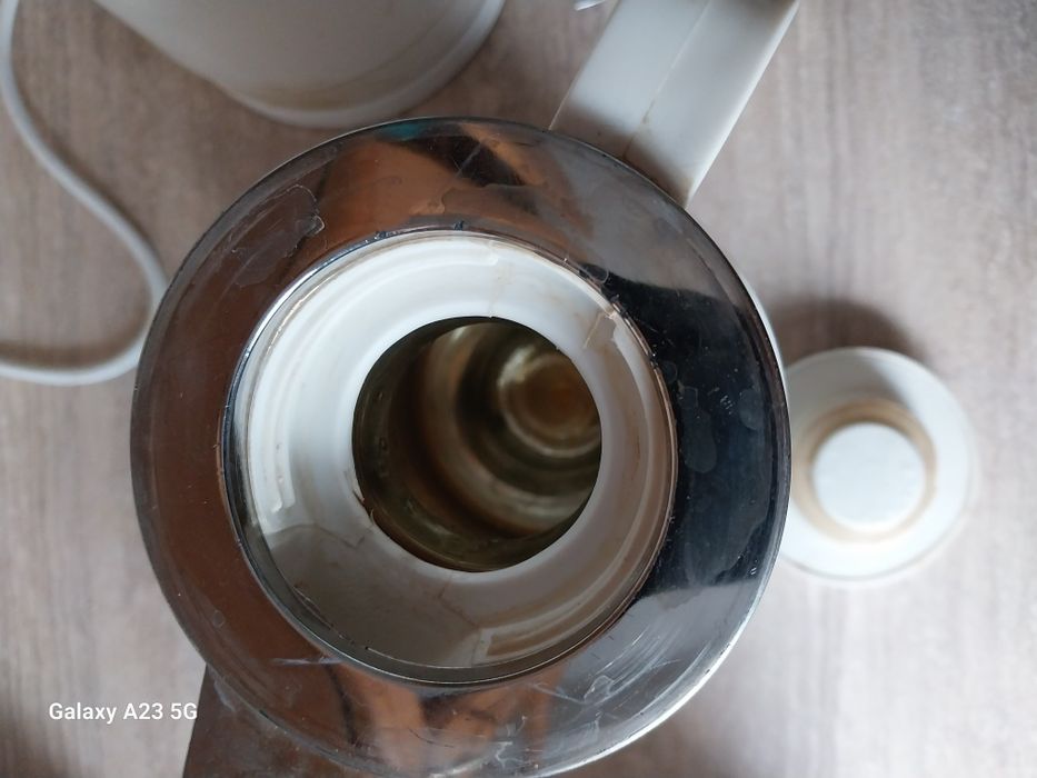 Termos mały 1 l na ,zdięciach