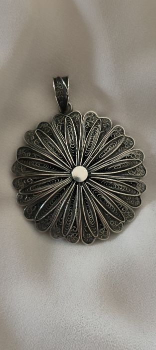 Flor filigrana manual