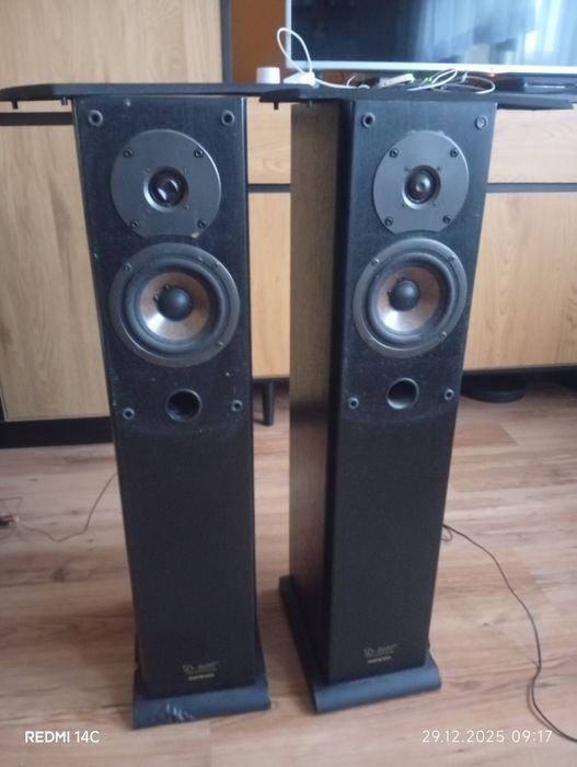 Kolumny podłogowe Onkyo D-205f