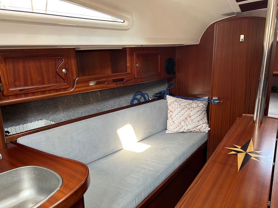 Łódź kabinowa Antila 26 cc