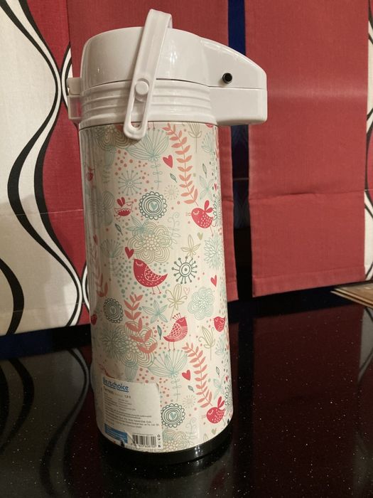 Термос помповий 1.9 л. Виробництво Турція новий