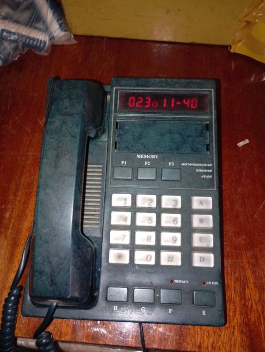 Стаціонарний телефон з визначенням номера