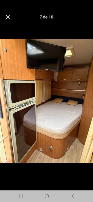Autocaravana perfilada 2 camas sempre feitas 6 dormidas  4 lugares 68 Mil kms