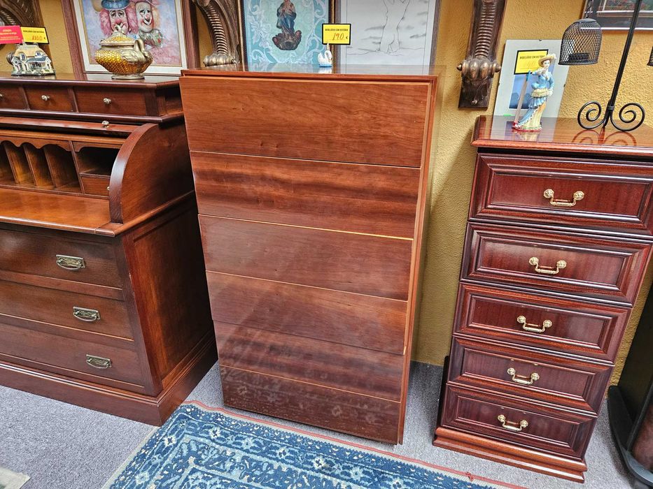 Camiseiro em madeira - óptimo estado geral