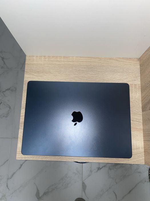 Apple MacBook Air 15" M3 2024 8Gb | 256Gb Midnight