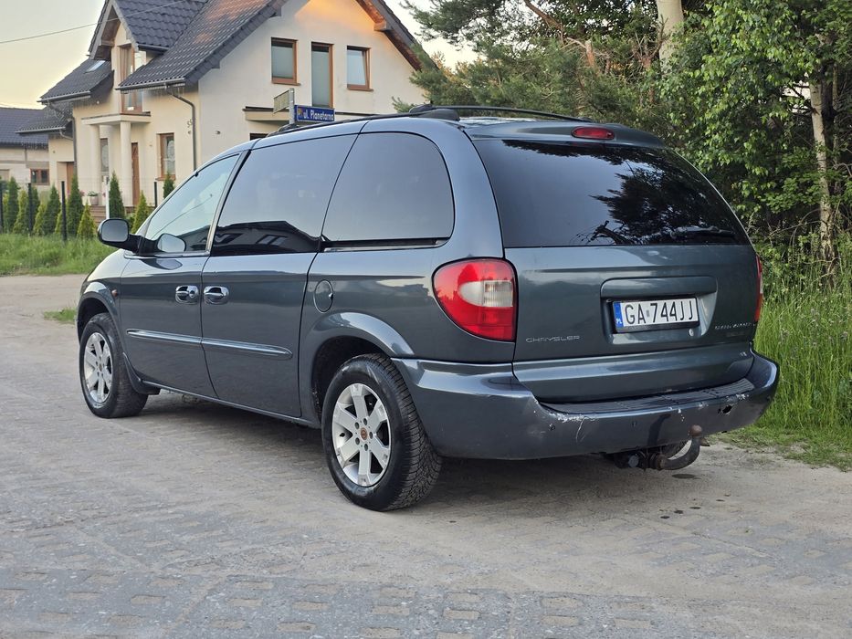 Chrysler Voyager 2003 photo 3