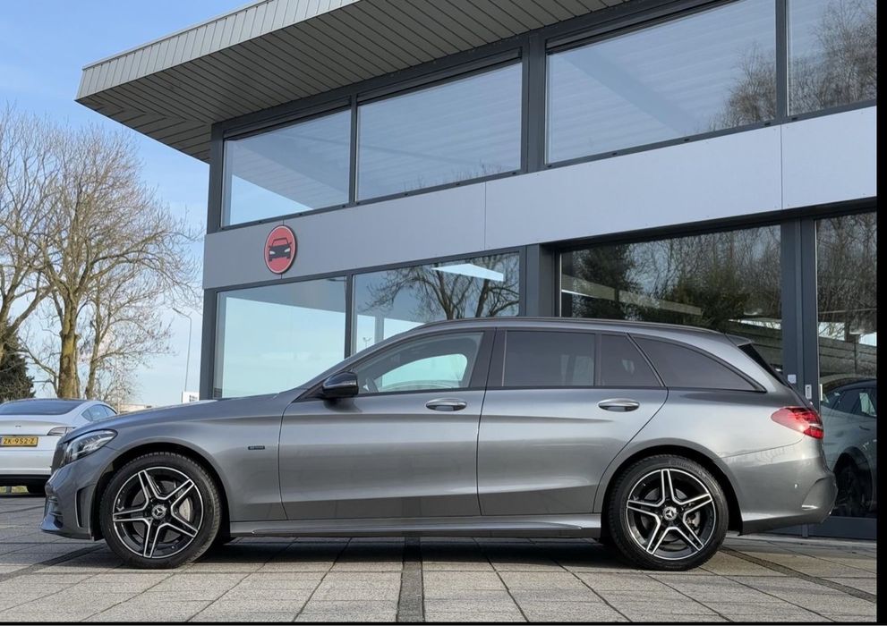 Vendo Mercedes C300e 320cv Plug-in | 2021 | Full Extras