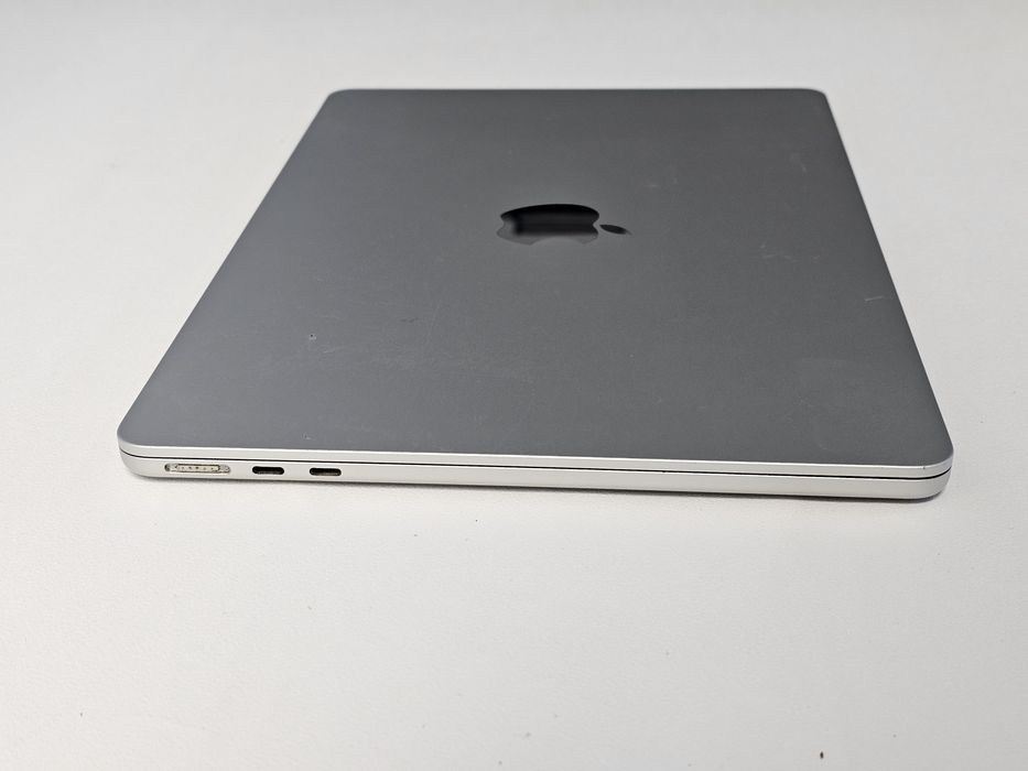 MacBook Air M2 2022р 8GB/250GB SSD A2681 Silver
