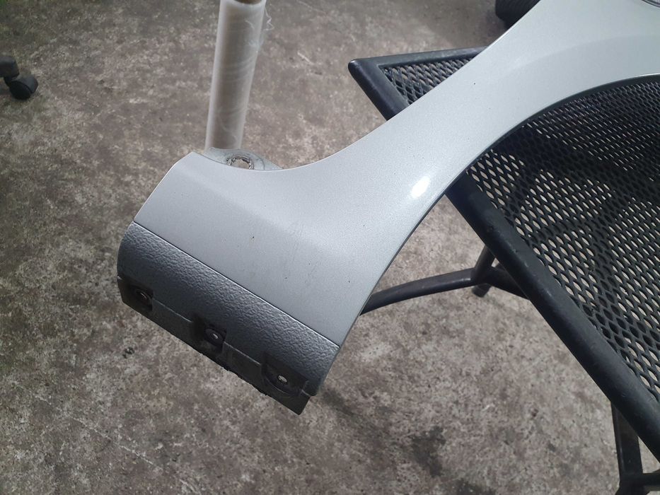 Blotnik prawy Peugeot 307 EZRC