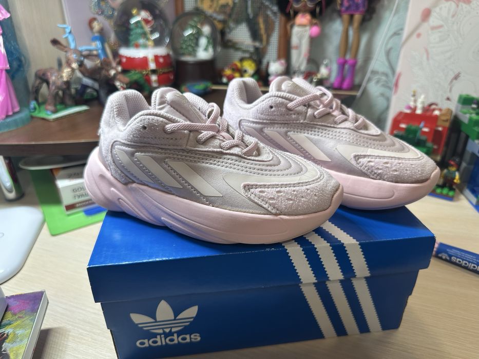 Кросівки для дівчинки Adidas ozelia EL C