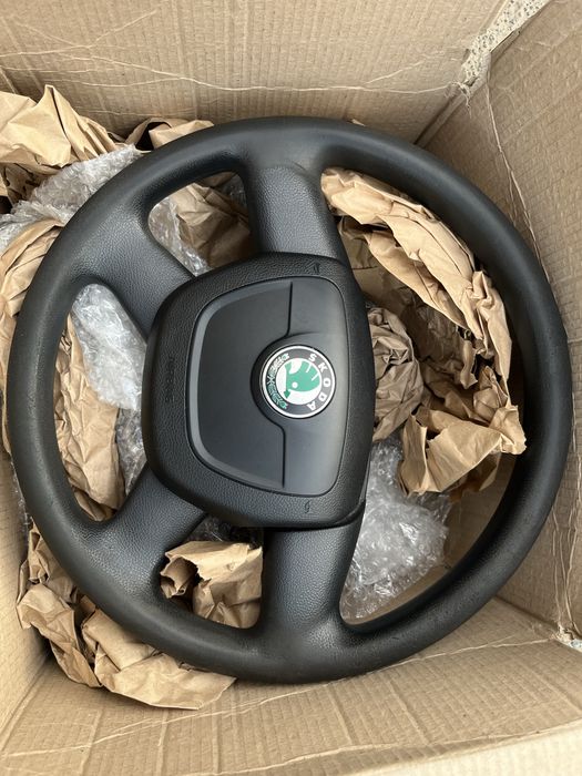 Skoda Шкода кермо руль ш подушкою
