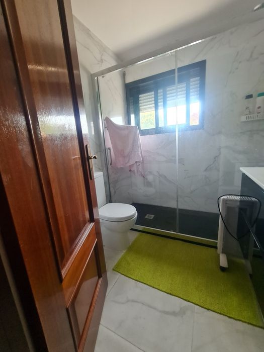 T3 com terraço e garagem box em valongo