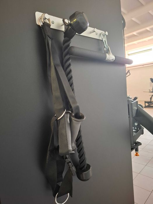 Wyciąg wielofunkcyjny dwuramienny RE8046