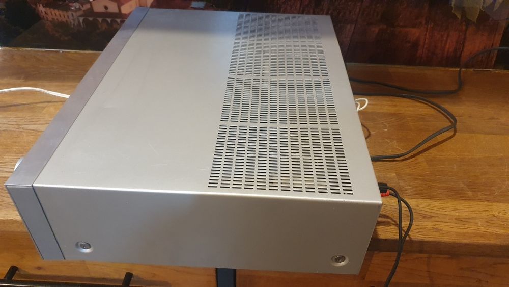 Wzmacniacz technics su-v707