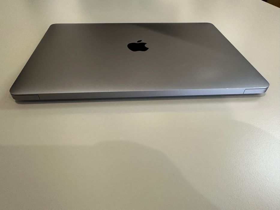 Apple MacBook Air M1 16ГБ/256ГБ
