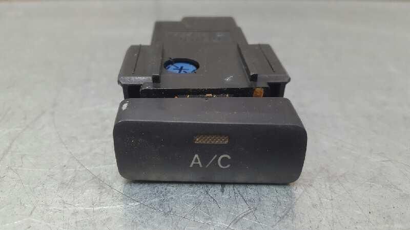 Interruptor Toyota Corolla Verso R1