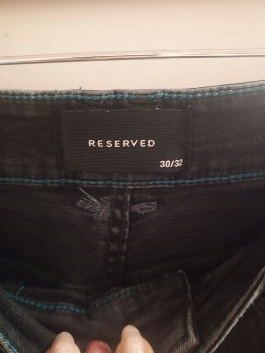 Spodnie Reserved