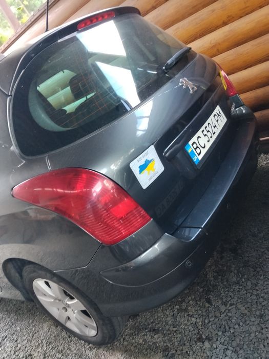 2010 р Пежо 308 1,6 дизель мех 6 ступка  максимальна компл