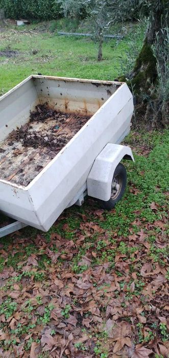 Atrelado carro a circular