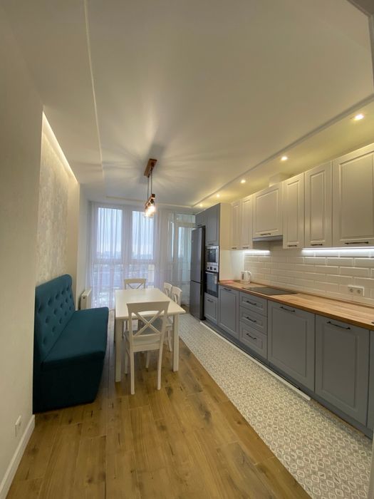 2-кімнатна біля парку, Академіка Шалімова 35-а