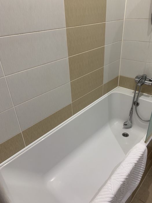 Квартира подобово в новому будинку з парковкою.Світло 24/7