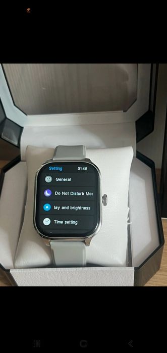 Smartwatch H9 Pro Max szary – Styl, Funkcje, Prezent!