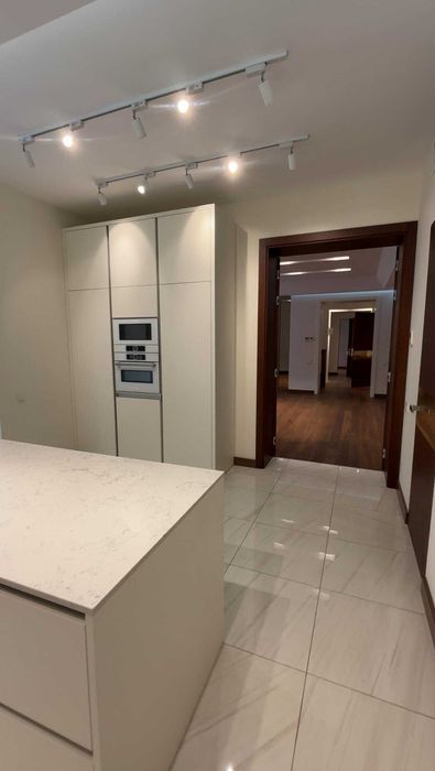 Будинок біля моря у клубному містечку “Оазіс” • Басейн, гараж